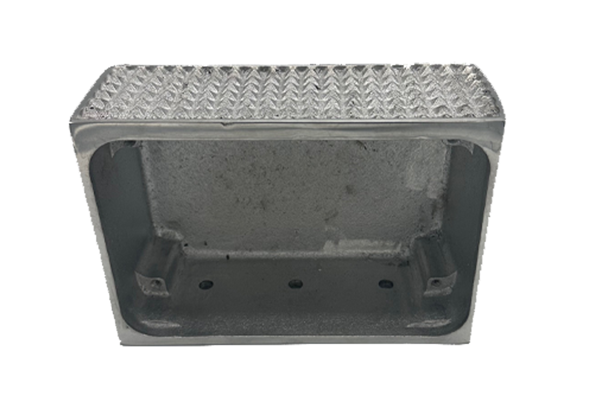 Light Housing/Step (6" x 4" Light), LH46001